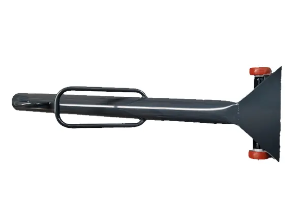 Schraap zuigmond heeft wieltjes om vloeren reinigen makkelijker te maken